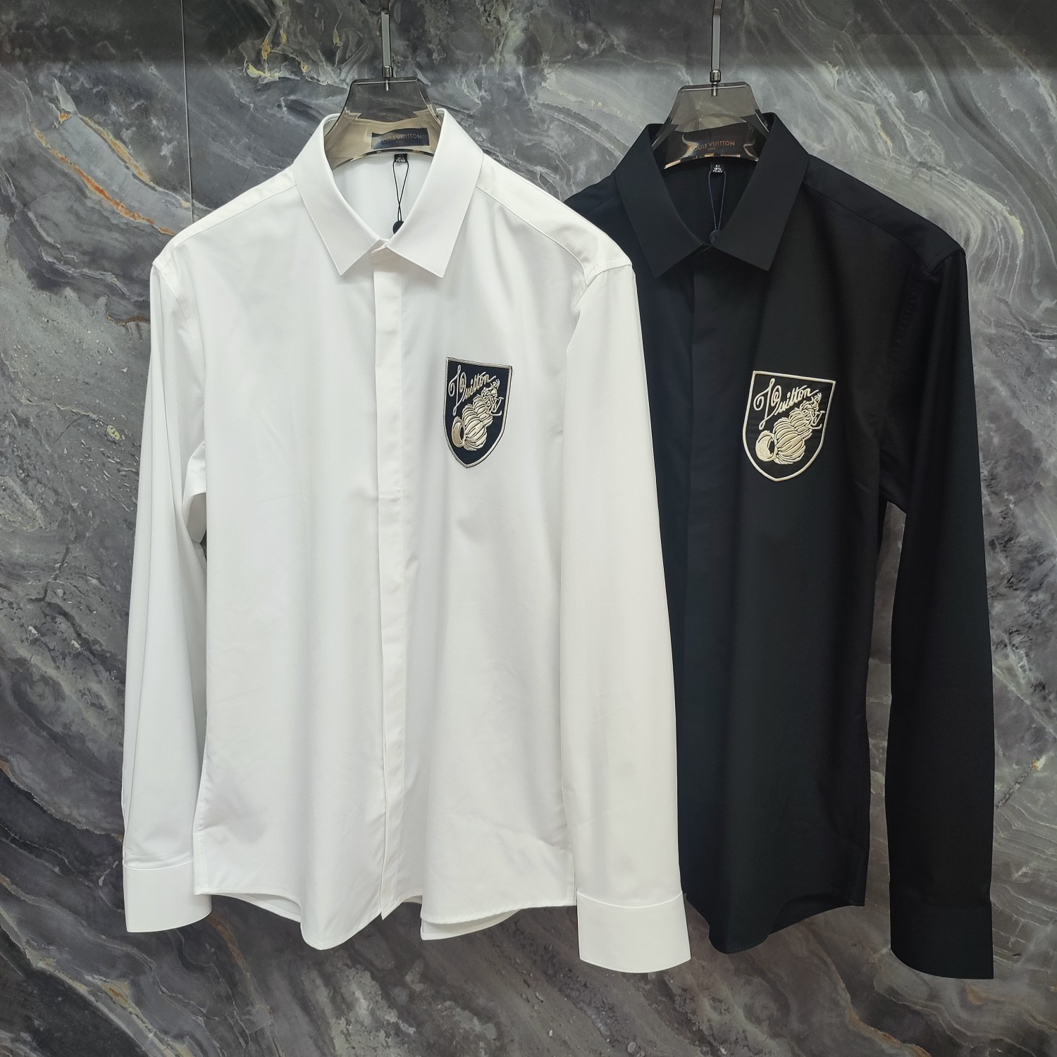 路易威登 LV 2025ss新款长袖 衬衫 衬衣，高端版本！专柜定制面料 透气舒适度高，细节无可挑剔，品