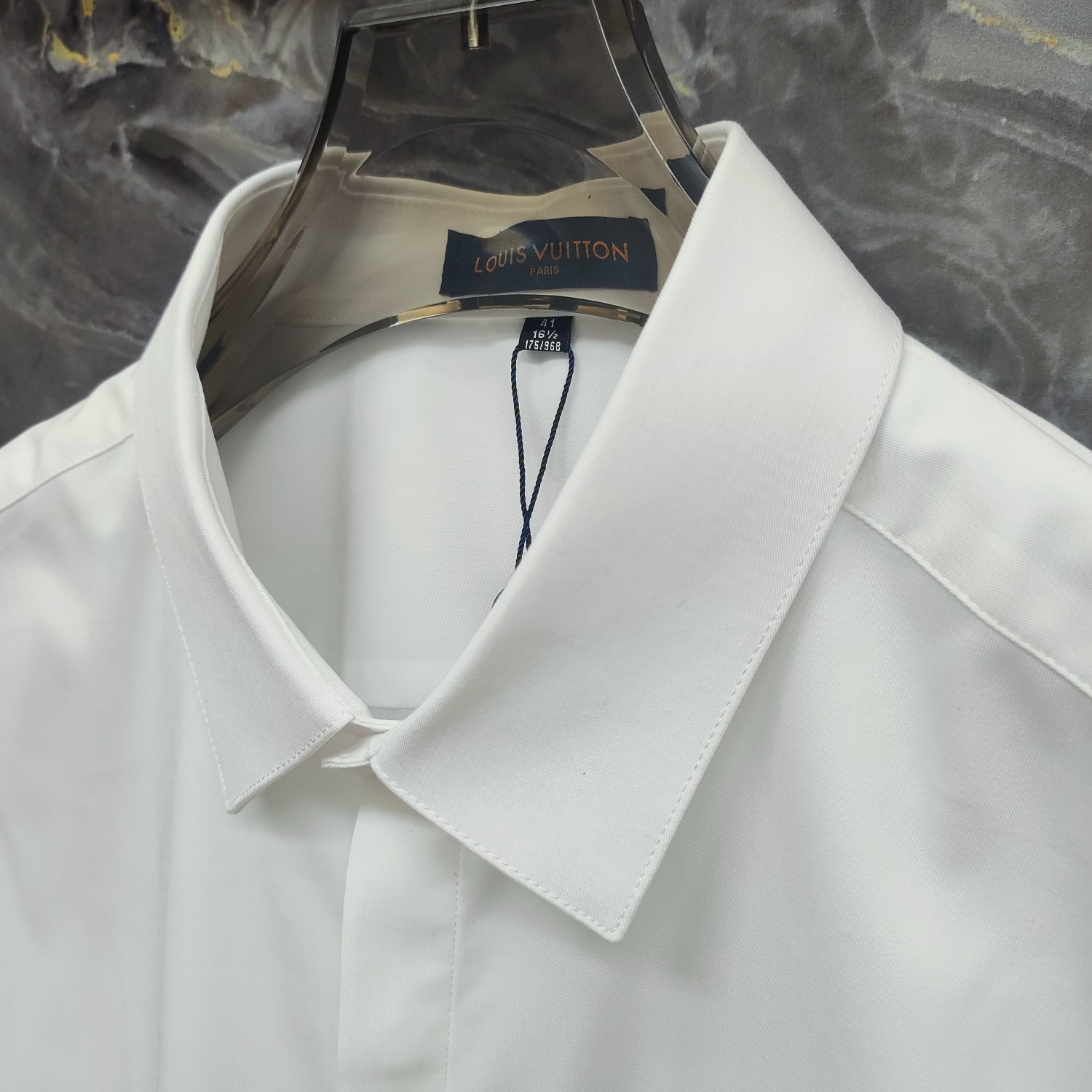 路易威登 LV 2025ss新款长袖 衬衫 衬衣，高端版本！专柜定制面料 透气舒适度高，细节无可挑剔，品