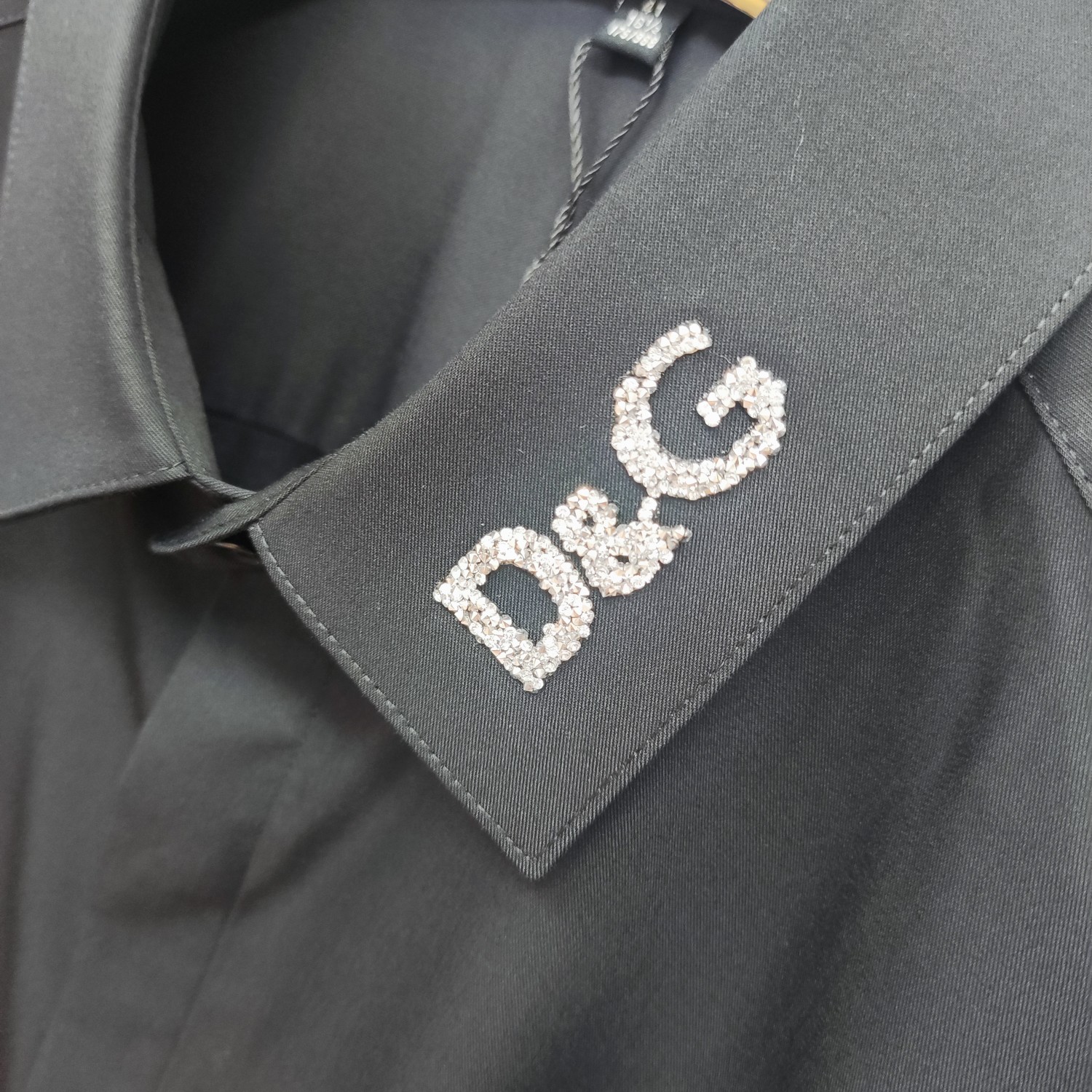 杜嘉班纳 DG 2025ss新款长袖 衬衫 衬衣，高端版本！专柜定制面料 透气舒适度高，细节无可挑剔，品