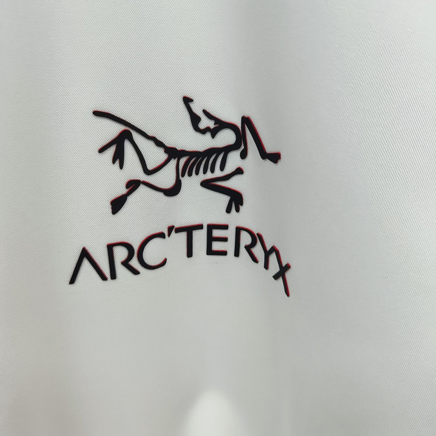 始祖鸟 2025ss新款长袖 衬衫 衬衣，高端版本！专柜定制面料 透气舒适度高，细节无可挑剔，品牌元素设