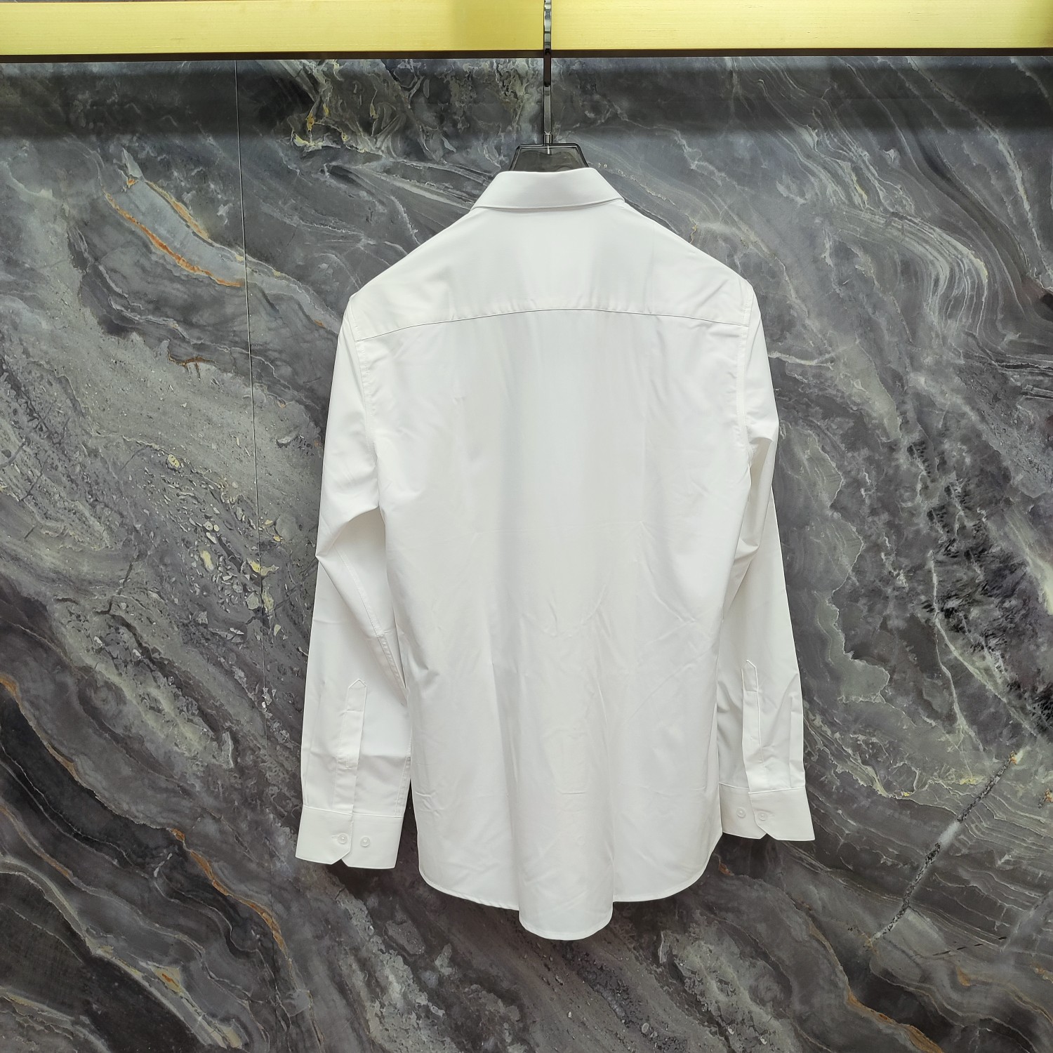 始祖鸟 2025ss新款长袖 衬衫 衬衣，高端版本！专柜定制面料 透气舒适度高，细节无可挑剔，品牌元素设