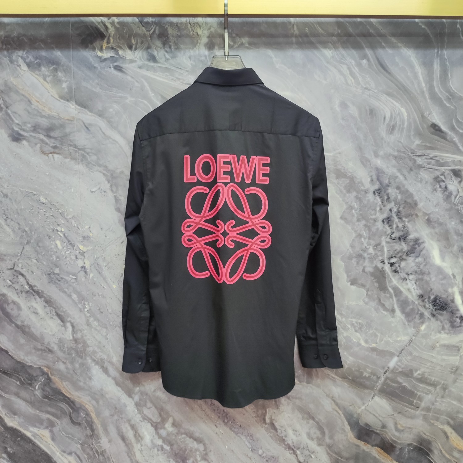 “Loewe Lowway 2025s Custom Long Sleeve Shirt: High-End Comfort and Style” - 图片 2