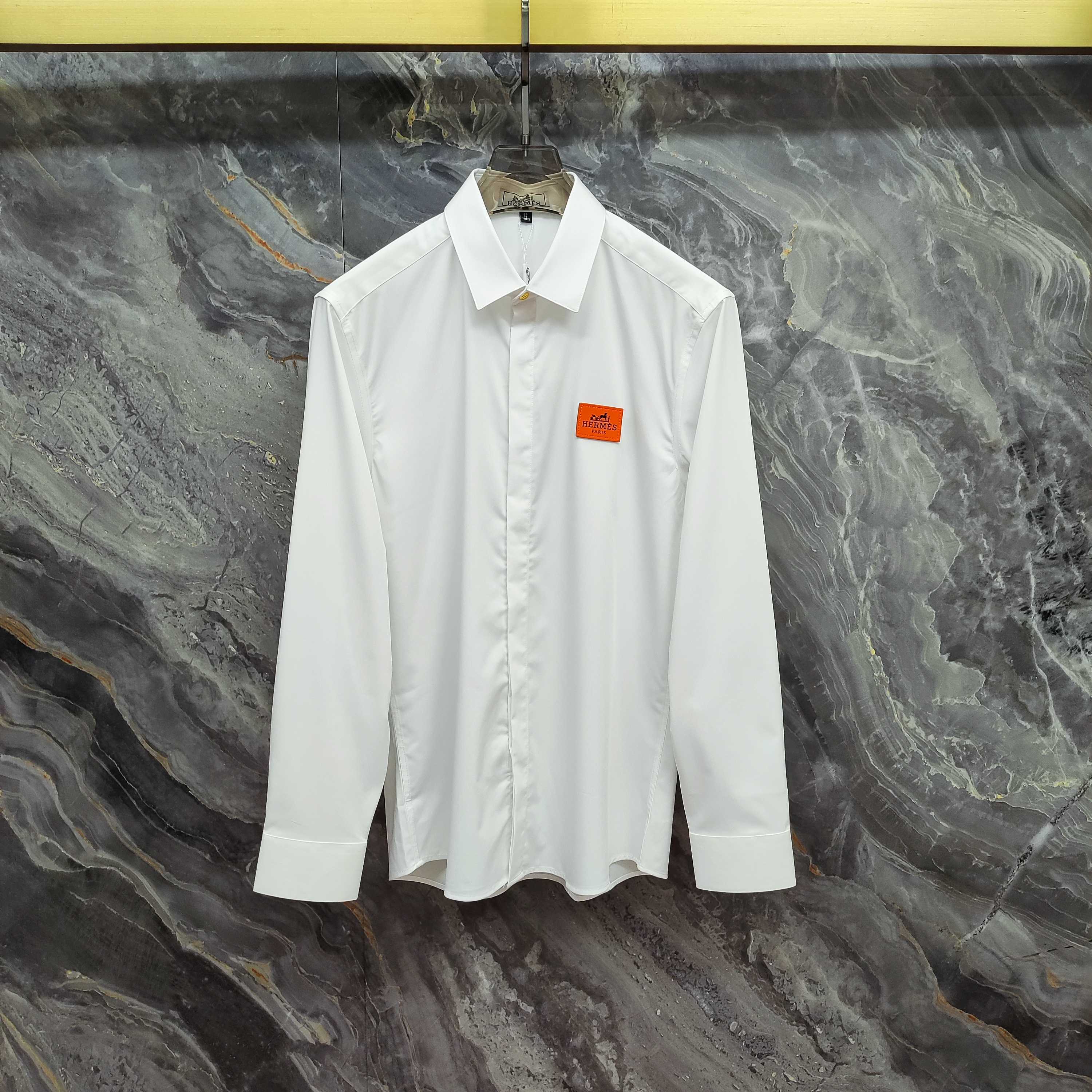 爱马仕 HERMES  2026春夏新款长袖 衬衫 衬衣，高端版本！专柜定制面料 透气舒适度高，细节无可