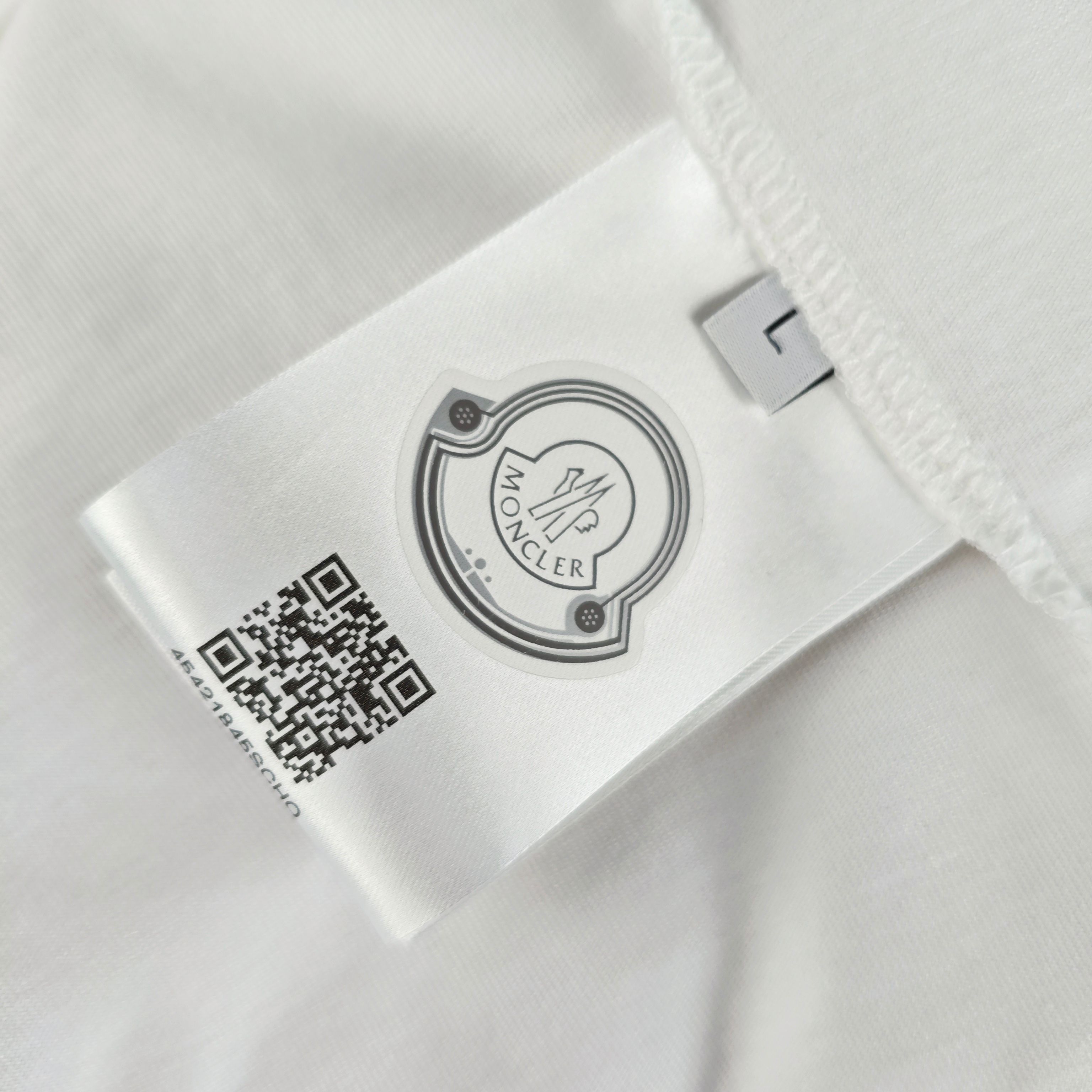  M*ncler 蒙口2025春夏新款原单男士圆领短袖T恤 🔥专柜同步售卖 ✨✨高端品质 高版本 OS版