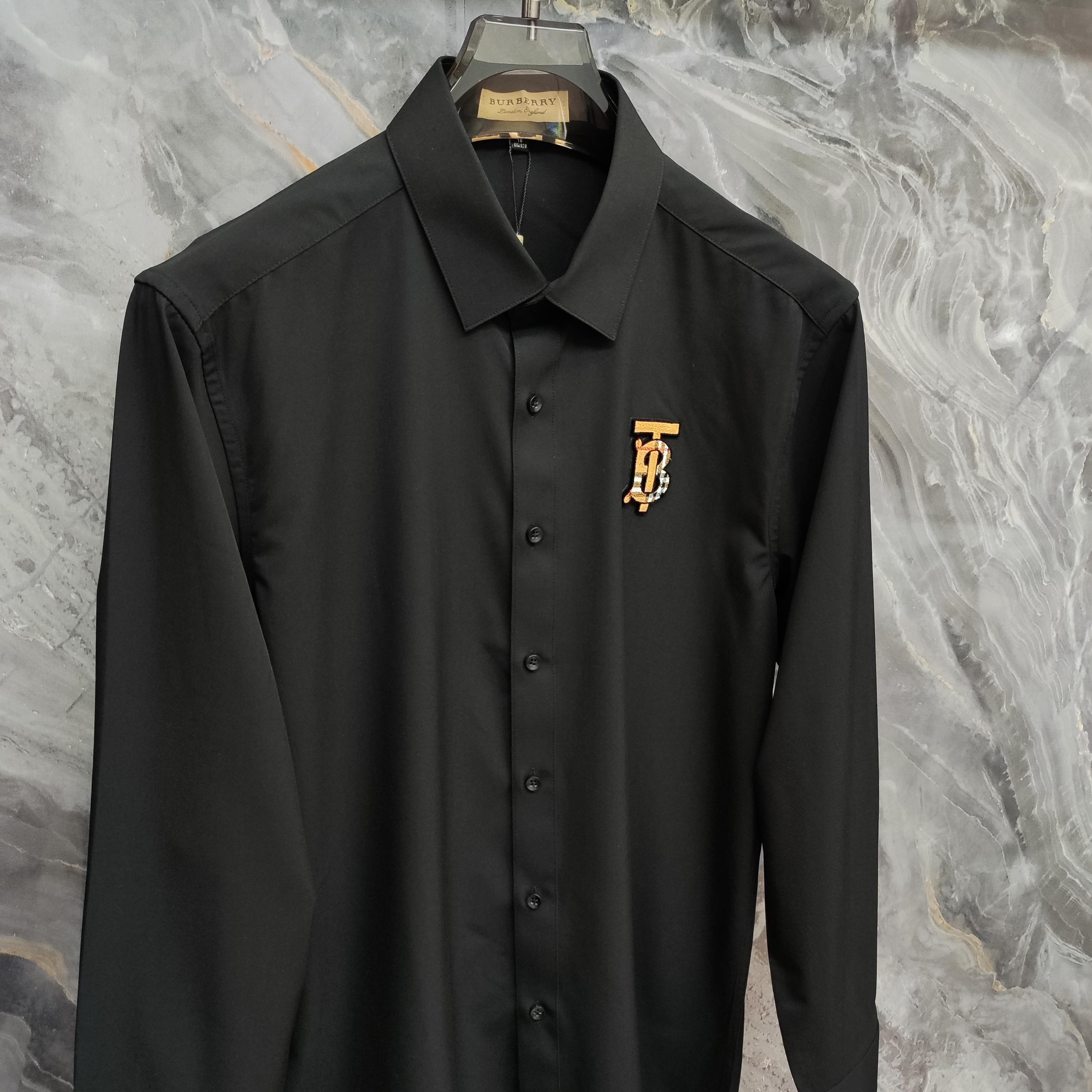   巴宝莉 BURBERRY  2025ss新款长袖 衬衫 衬衣，高端版本！专柜定制面料 透气舒适度高，