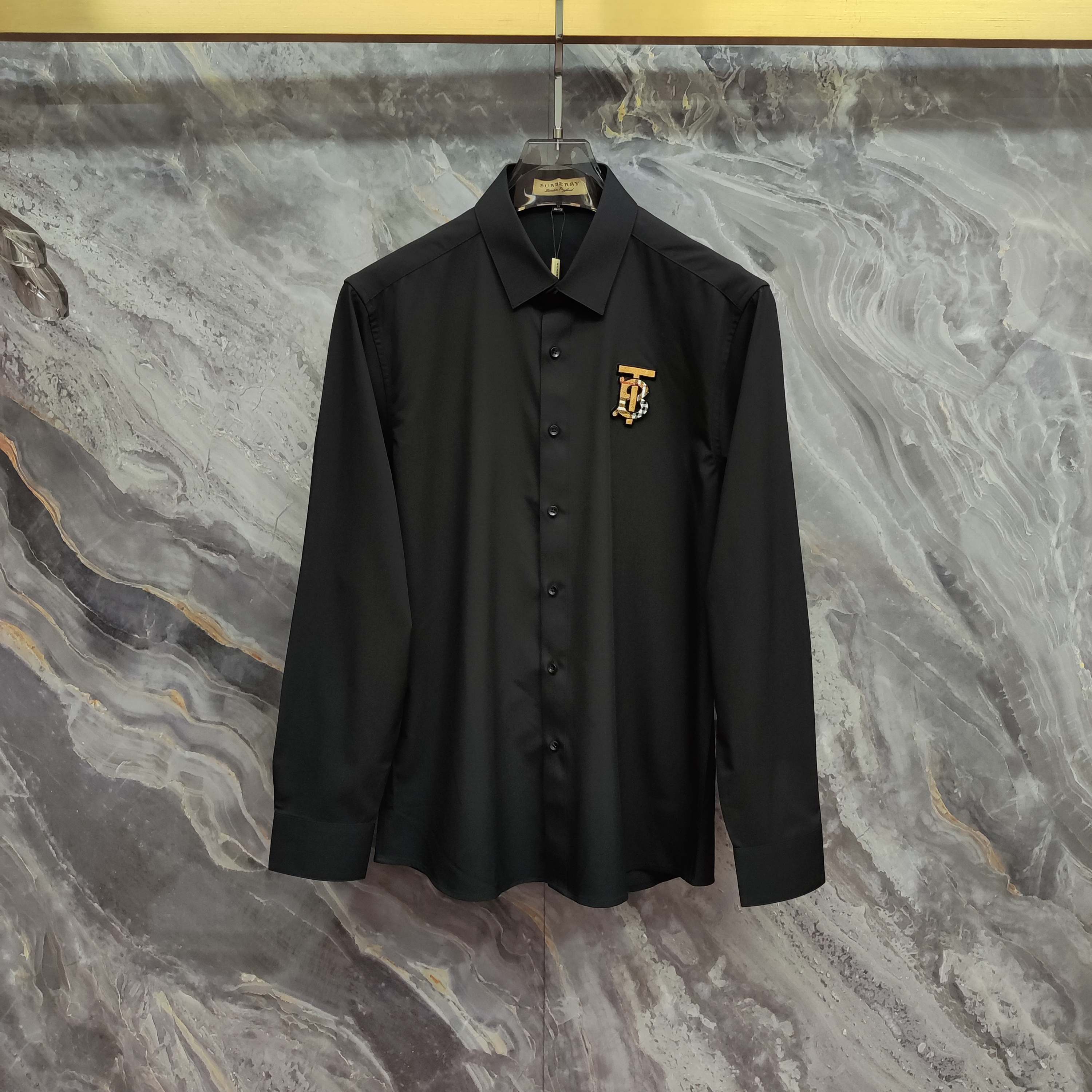   巴宝莉 BURBERRY  2025ss新款长袖 衬衫 衬衣，高端版本！专柜定制面料 透气舒适度高，