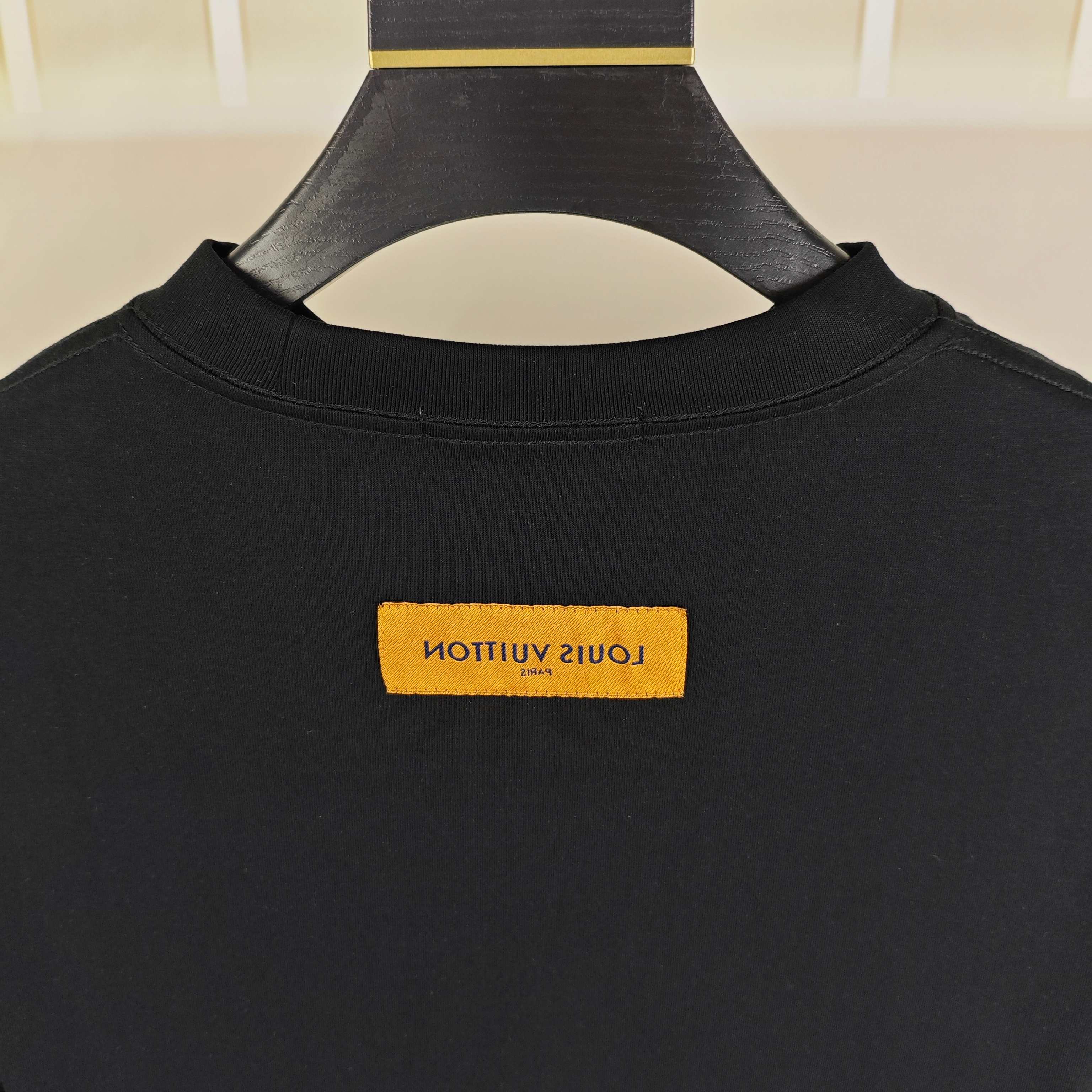 LV 路易威登2026春夏新款原单男士圆领短袖T恤 🔥专柜同步售卖 ✨✨高端品质 高版本 OS版型阔版 