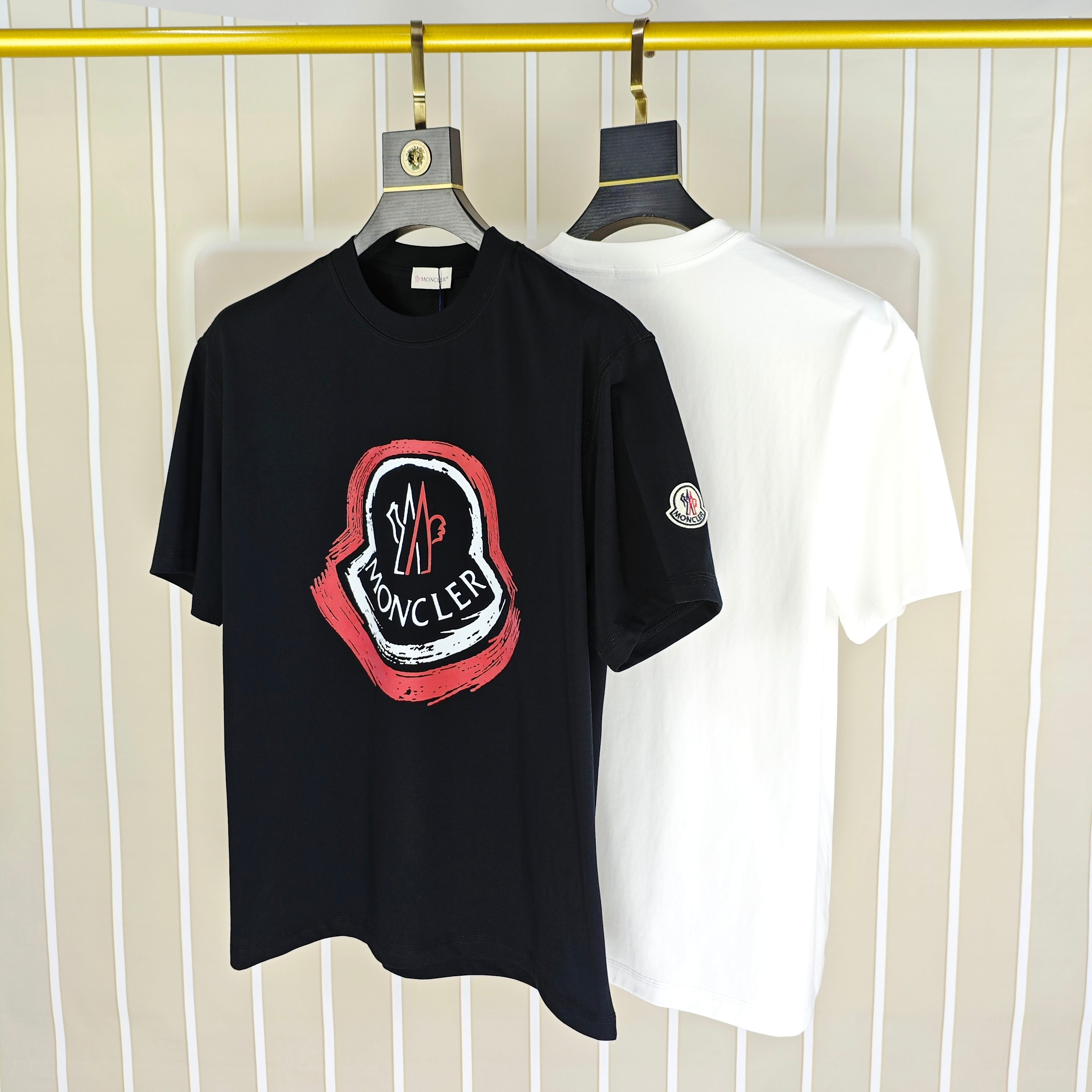 M*ncler 蒙口2026春夏新款原单男士圆领短袖T恤 🔥专柜同步售卖 ✨✨高端品质 高版本 OS版型