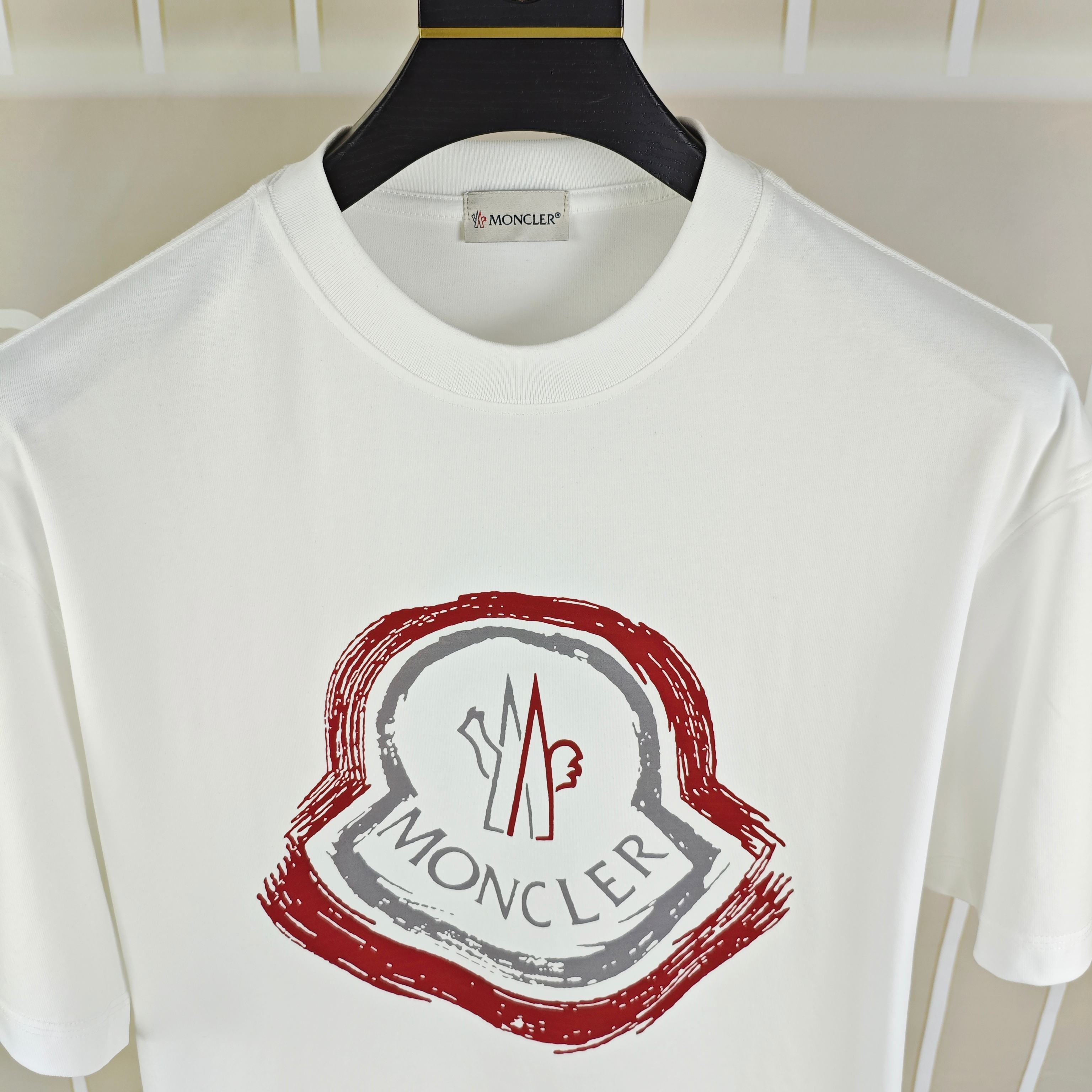 M*ncler 蒙口2026春夏新款原单男士圆领短袖T恤 🔥专柜同步售卖 ✨✨高端品质 高版本 OS版型