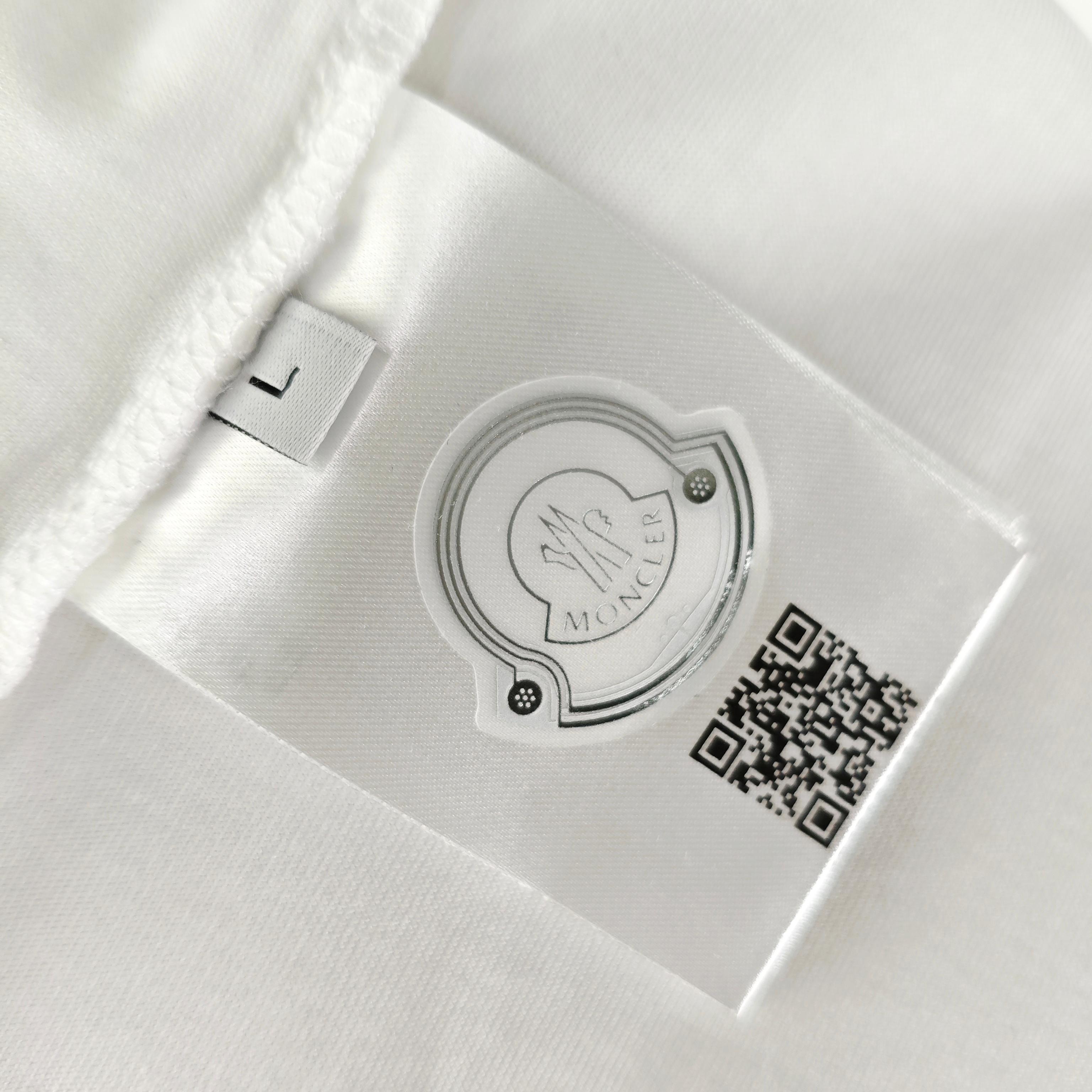 M*ncler 蒙口2026春夏新款原单男士圆领短袖T恤 🔥专柜同步售卖 ✨✨高端品质 高版本 OS版型