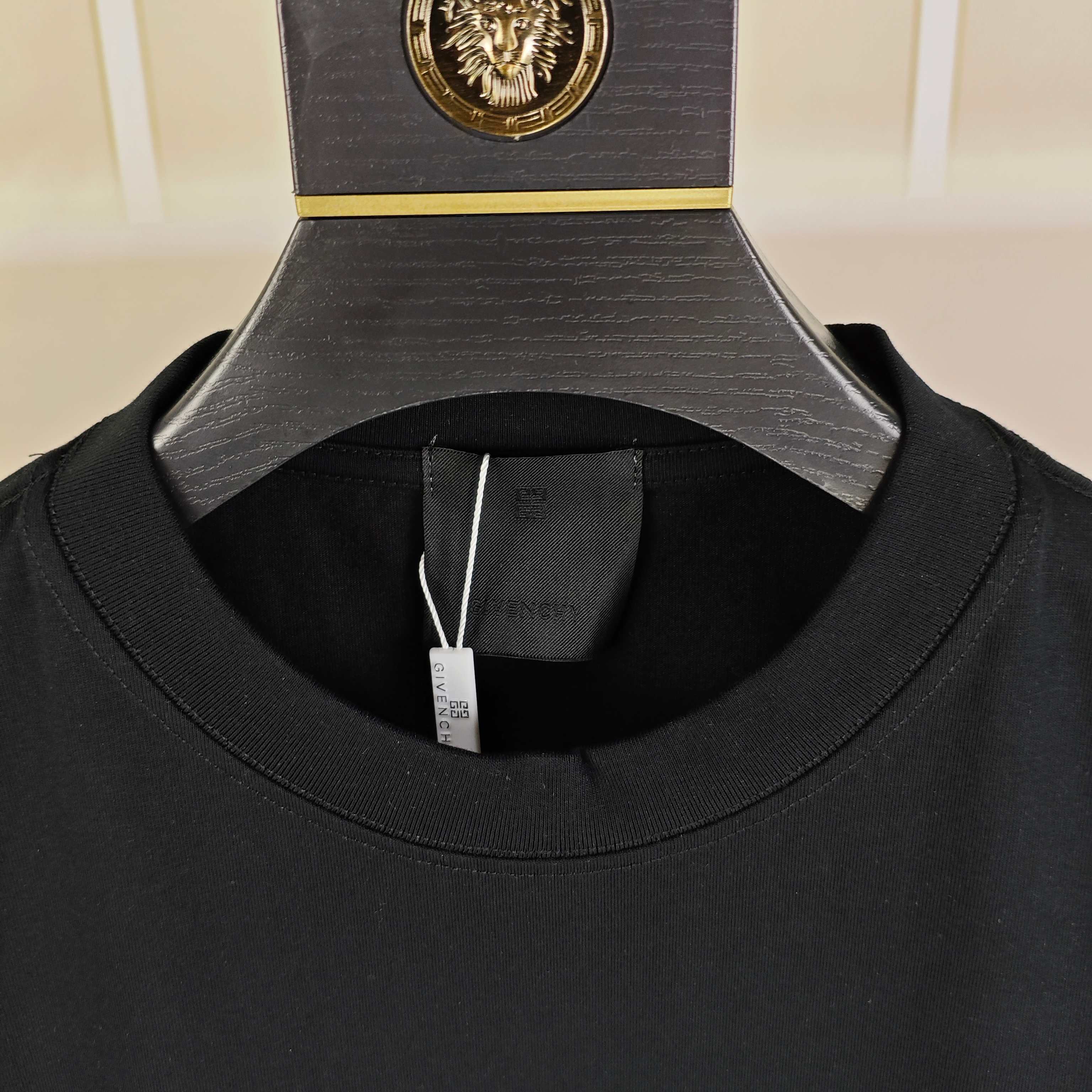 G*venchy 纪梵希2026春夏新款原单男士圆领短袖T恤 🔥专柜同步售卖 ✨✨高端品质 高版本 OS