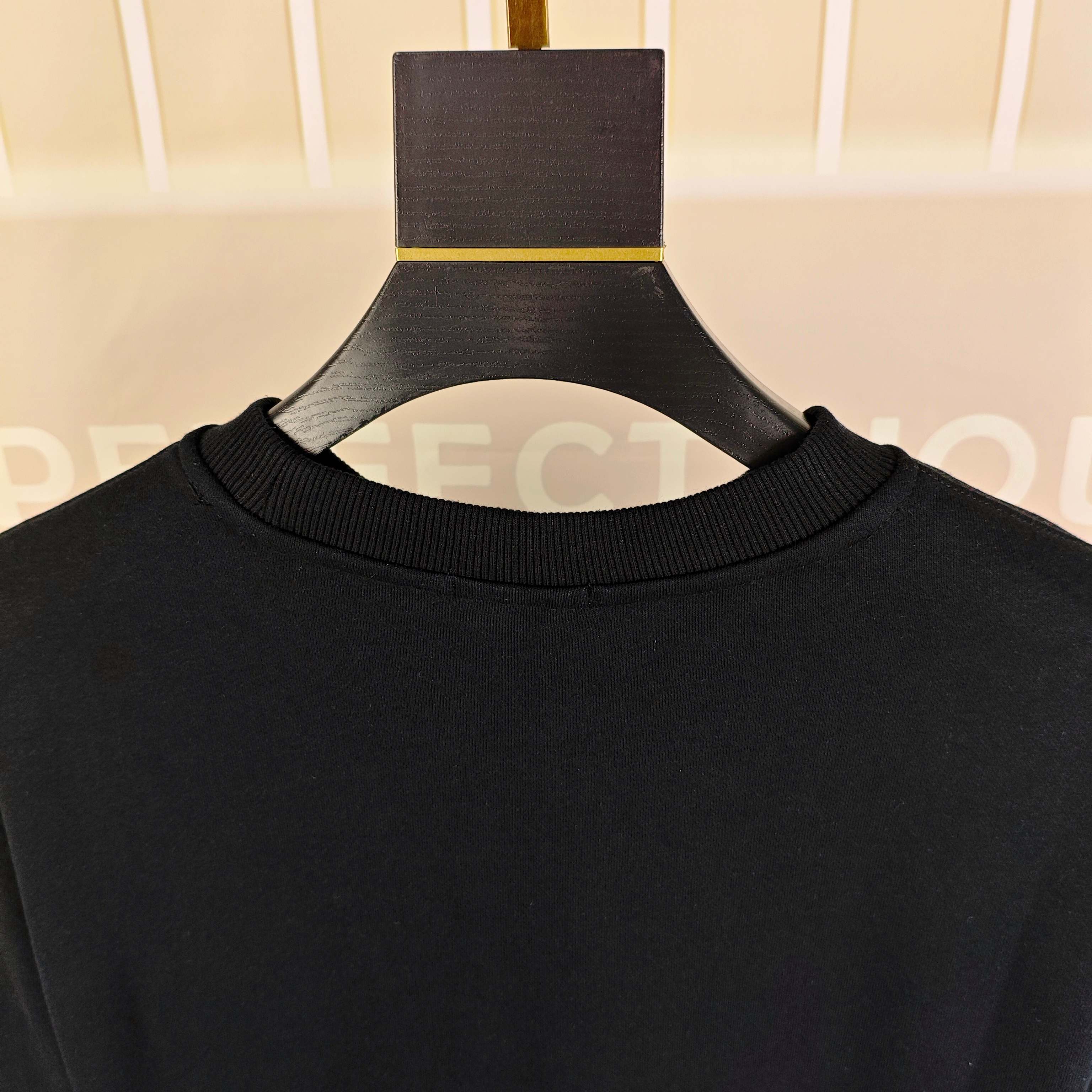 M*ncler 蒙口秋冬新款原单男士休闲卫衣 ✨✨高端定制 高版本 时尚百搭爆款⚠️OS宽松落肩偏大版型