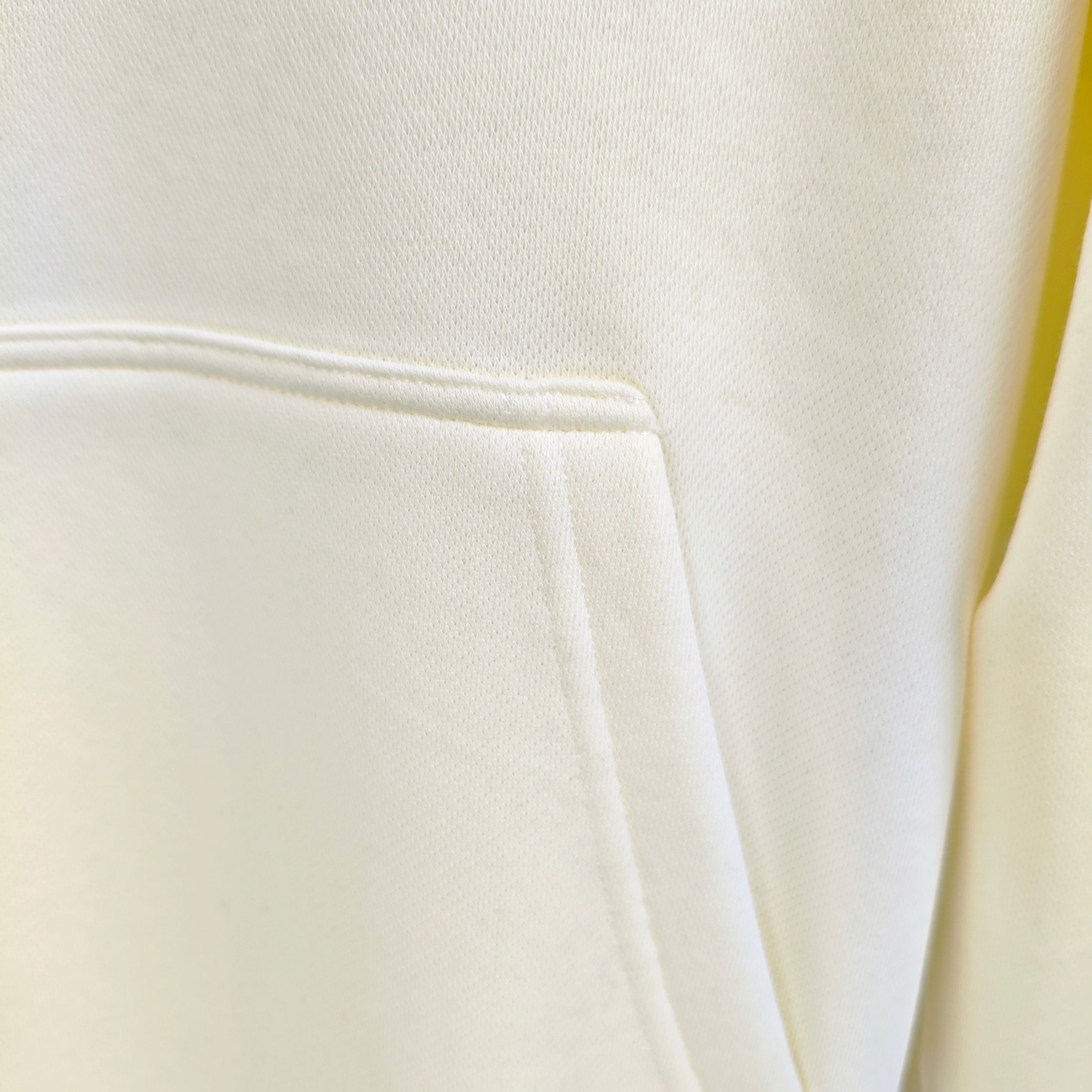 支持年后退换 P190 G*cci 古齐2025秋冬新款原单男士加绒加厚连帽卫衣 官网款 时尚百搭爆款⚠️OS宽松偏大版型⚠️✨✨狠货 高端定制 高版本✨✨立体刺绣字母logo设计 原版进口420克双股100%纯棉面料 手感超柔软细腻 穿着亲肤舒适 代工厂精细做工 高端精品 上身非常赞 男士必备单品 三标齐全 码数：S-4XL（最大码可穿220斤左右 下单请报身高体重)