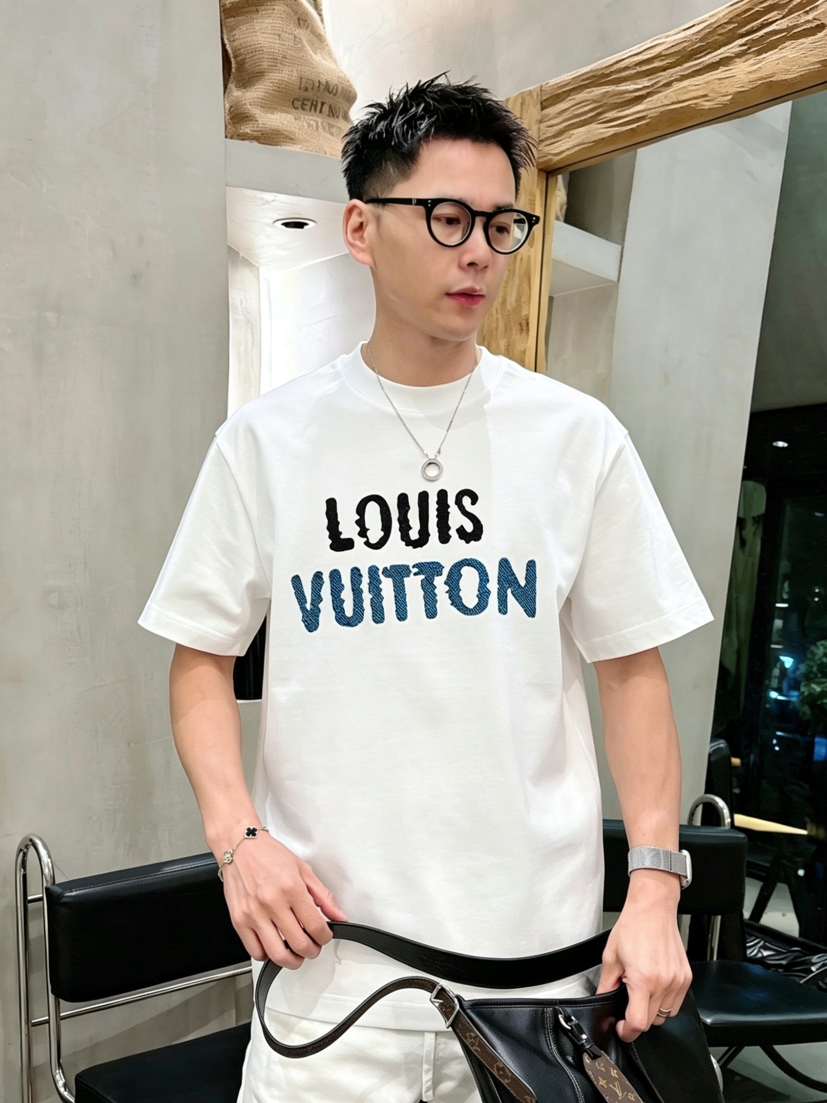 LV 路易威登2026春夏新款原单男士圆领短袖速干T恤 🔥专柜同步售卖 ✨✨高端品质 高版本 OS版型阔