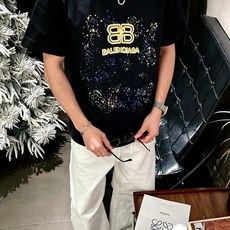 Bal*nciaga 巴黎世家2026春夏新款原单男士圆领短袖T恤 专柜同步售卖 ✨✨高端品质 高版本 Bal*nciaga 巴黎世家2026春夏新款原单男士圆领短袖T恤 专柜同步售卖 ✨✨高端品质 高版本