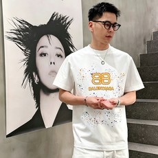 Bal*nciaga 巴黎世家2026春夏新款原单男士圆领短袖T恤 专柜同步售卖 ✨✨高端品质 高版本 Bal*nciaga 巴黎世家2026春夏新款原单男士圆领短袖T恤 专柜同步售卖 ✨✨高端品质 高版本