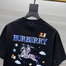 BURBE** 巴宝莉2026春夏新款原单男士圆领短袖T恤 🔥专柜同步售卖 ✨✨高端品质 高版本 爆款✨ BURBE** 巴宝莉2026春夏新款原单男士圆领短袖T恤 🔥专柜同步售卖 ✨✨高端品质 高版本 爆款✨