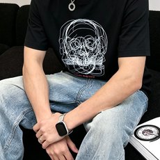 McQ*een 麦昆2026春夏新款原单男士圆领短袖T恤 专柜同步售卖 ✨✨高端品质 高版本 OS版型阔 McQ*een 麦昆2026春夏新款原单男士圆领短袖T恤 专柜同步售卖 ✨✨高端品质 高版本 OS版型阔