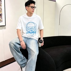McQ*een 麦昆2026春夏新款原单男士圆领短袖T恤 专柜同步售卖 ✨✨高端品质 高版本 OS版型阔 McQ*een 麦昆2026春夏新款原单男士圆领短袖T恤 专柜同步售卖 ✨✨高端品质 高版本 OS版型阔
