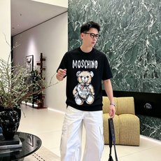 M*SCHINO 莫斯奇诺2026春夏新款原单男士圆领短袖T恤 🔥专柜同步售卖 ✨✨高端品质 高版本 O M*SCHINO 莫斯奇诺2026春夏新款原单男士圆领短袖T恤 🔥专柜同步售卖 ✨✨高端品质 高版本 O