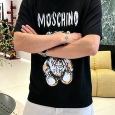 M*SCHINO 莫斯奇诺2026春夏新款原单男士圆领短袖T恤 🔥专柜同步售卖 ✨✨高端品质 高版本 O M*SCHINO 莫斯奇诺2026春夏新款原单男士圆领短袖T恤 🔥专柜同步售卖 ✨✨高端品质 高版本 O