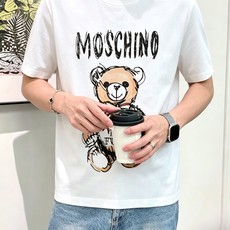 M*SCHINO 莫斯奇诺2026春夏新款原单男士圆领短袖T恤 🔥专柜同步售卖 ✨✨高端品质 高版本 O M*SCHINO 莫斯奇诺2026春夏新款原单男士圆领短袖T恤 🔥专柜同步售卖 ✨✨高端品质 高版本 O