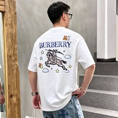 BURBE** 巴宝莉2026春夏新款原单男士圆领短袖T恤 🔥专柜同步售卖 ✨✨高端品质 高版本 爆款✨ BURBE** 巴宝莉2026春夏新款原单男士圆领短袖T恤 🔥专柜同步售卖 ✨✨高端品质 高版本 爆款✨