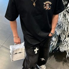 BURBE** 巴宝莉2026春夏新款原单男士圆领短袖T恤 🔥专柜同步售卖 ✨✨高端品质 高版本 爆款✨ BURBE** 巴宝莉2026春夏新款原单男士圆领短袖T恤 🔥专柜同步售卖 ✨✨高端品质 高版本 爆款✨