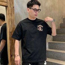 BURBE** 巴宝莉2026春夏新款原单男士圆领短袖T恤 🔥专柜同步售卖 ✨✨高端品质 高版本 爆款✨ BURBE** 巴宝莉2026春夏新款原单男士圆领短袖T恤 🔥专柜同步售卖 ✨✨高端品质 高版本 爆款✨