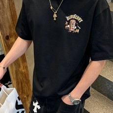 BURBE** 巴宝莉2026春夏新款原单男士圆领短袖T恤 🔥专柜同步售卖 ✨✨高端品质 高版本 爆款✨ BURBE** 巴宝莉2026春夏新款原单男士圆领短袖T恤 🔥专柜同步售卖 ✨✨高端品质 高版本 爆款✨
