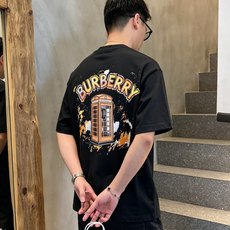 BURBE** 巴宝莉2026春夏新款原单男士圆领短袖T恤 🔥专柜同步售卖 ✨✨高端品质 高版本 爆款✨ BURBE** 巴宝莉2026春夏新款原单男士圆领短袖T恤 🔥专柜同步售卖 ✨✨高端品质 高版本 爆款✨