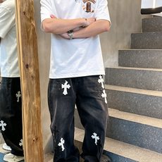 BURBE** 巴宝莉2026春夏新款原单男士圆领短袖T恤 🔥专柜同步售卖 ✨✨高端品质 高版本 爆款✨ BURBE** 巴宝莉2026春夏新款原单男士圆领短袖T恤 🔥专柜同步售卖 ✨✨高端品质 高版本 爆款✨