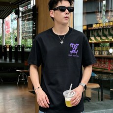 LV 路易威登2026春夏新款原单男士圆领短袖速干T恤 🔥专柜同步售卖 ✨✨高端品质 高版本 OS版型阔 LV 路易威登2026春夏新款原单男士圆领短袖速干T恤 🔥专柜同步售卖 ✨✨高端品质 高版本 OS版型阔