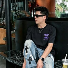 LV 路易威登2026春夏新款原单男士圆领短袖速干T恤 🔥专柜同步售卖 ✨✨高端品质 高版本 OS版型阔 LV 路易威登2026春夏新款原单男士圆领短袖速干T恤 🔥专柜同步售卖 ✨✨高端品质 高版本 OS版型阔