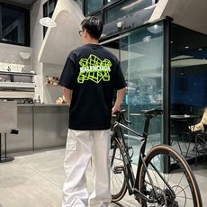 Bal*nciaga 巴黎世家2026春夏新款原单男士圆领短袖T恤 专柜同步售卖 🔥🔥爆款✨✨高端品质 Bal*nciaga 巴黎世家2026春夏新款原单男士圆领短袖T恤 专柜同步售卖 🔥🔥爆款✨✨高端品质