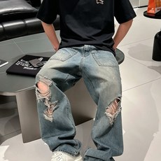 BURBE** 巴宝莉2026春夏新款原单男士圆领短袖T恤 🔥专柜同步售卖 ✨✨高端品质 高版本 爆款✨ BURBE** 巴宝莉2026春夏新款原单男士圆领短袖T恤 🔥专柜同步售卖 ✨✨高端品质 高版本 爆款✨