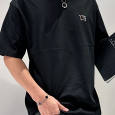 BURBE** 巴宝莉2026春夏新款原单男士圆领短袖T恤 🔥专柜同步售卖 ✨✨高端品质 高版本 爆款✨ BURBE** 巴宝莉2026春夏新款原单男士圆领短袖T恤 🔥专柜同步售卖 ✨✨高端品质 高版本 爆款✨