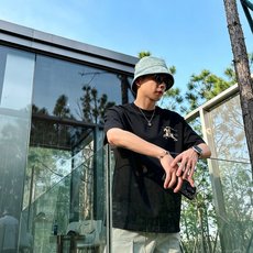 BURBE** 巴宝莉2026春夏新款原单男士圆领短袖T恤 🔥专柜同步售卖 ✨✨高端品质 高版本 爆款✨ BURBE** 巴宝莉2026春夏新款原单男士圆领短袖T恤 🔥专柜同步售卖 ✨✨高端品质 高版本 爆款✨