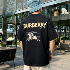 BURBE** 巴宝莉2026春夏新款原单男士圆领短袖T恤 🔥专柜同步售卖 ✨✨高端品质 高版本 爆款✨ BURBE** 巴宝莉2026春夏新款原单男士圆领短袖T恤 🔥专柜同步售卖 ✨✨高端品质 高版本 爆款✨