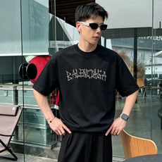 Bal*nciaga 巴黎世家2026春夏新款原单男士圆领短袖T恤 专柜同步售卖 ✨✨高端品质 高版本 Bal*nciaga 巴黎世家2026春夏新款原单男士圆领短袖T恤 专柜同步售卖 ✨✨高端品质 高版本
