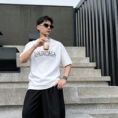 Bal*nciaga 巴黎世家2026春夏新款原单男士圆领短袖T恤 专柜同步售卖 ✨✨高端品质 高版本 Bal*nciaga 巴黎世家2026春夏新款原单男士圆领短袖T恤 专柜同步售卖 ✨✨高端品质 高版本