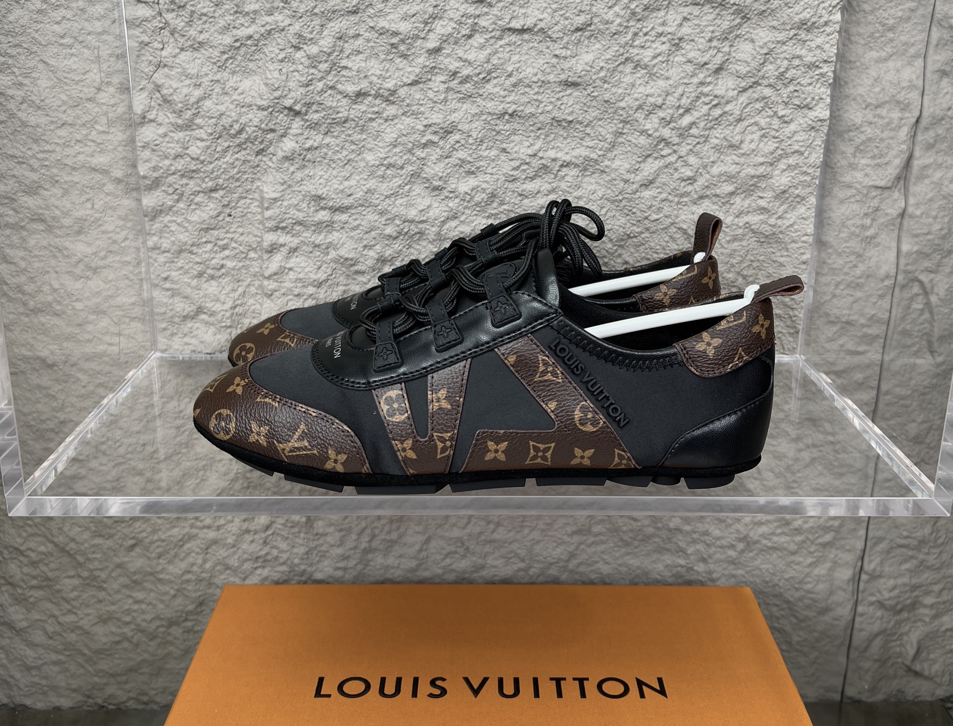 Louis Vuitton Women's Sneakerina Trainer Shoes - Ballet Style, Low Top 2 i1750031754151 2024 0 6