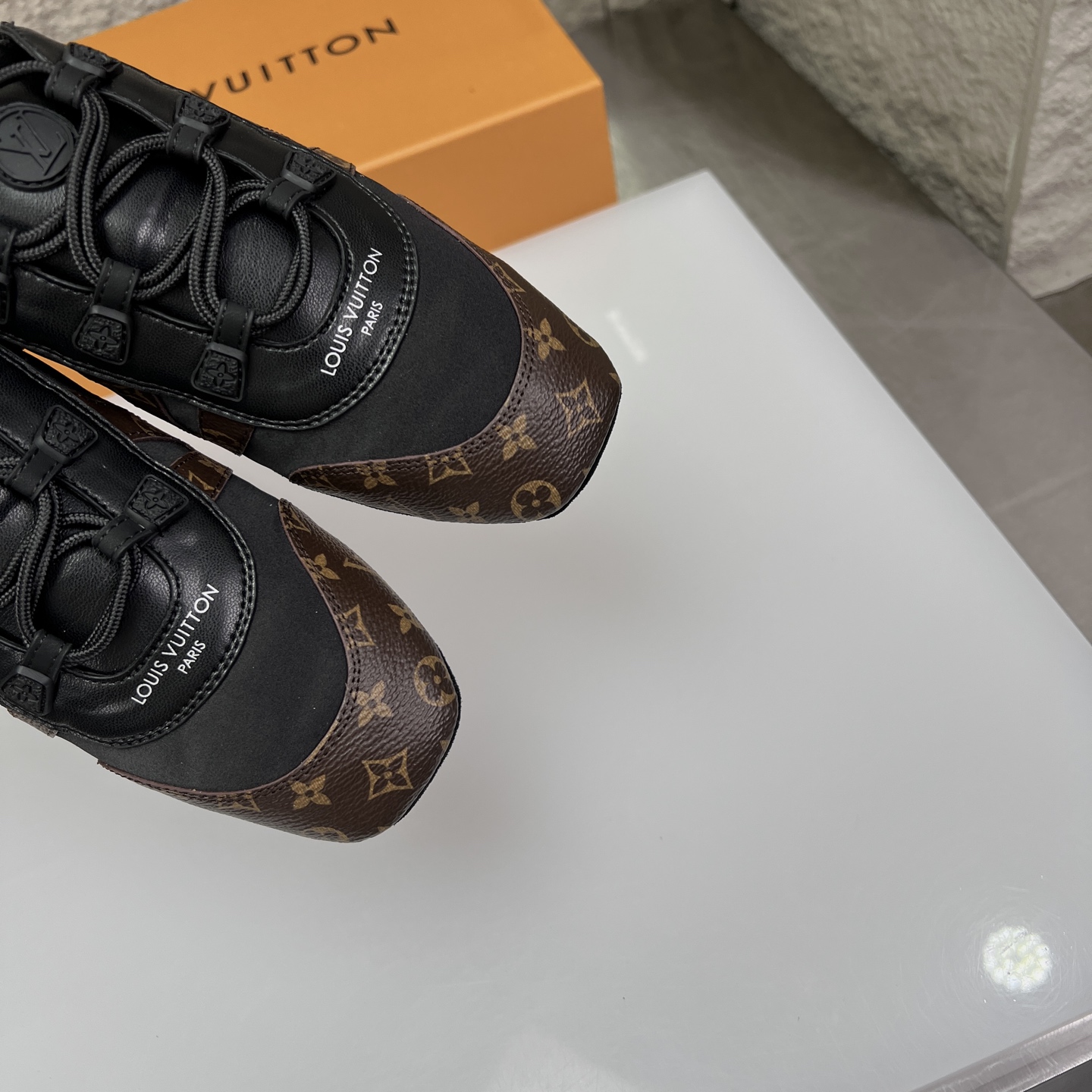 Louis Vuitton Women's Sneakerina Trainer Shoes - Ballet Style, Low Top 7 i1750031754229 6897 0 7