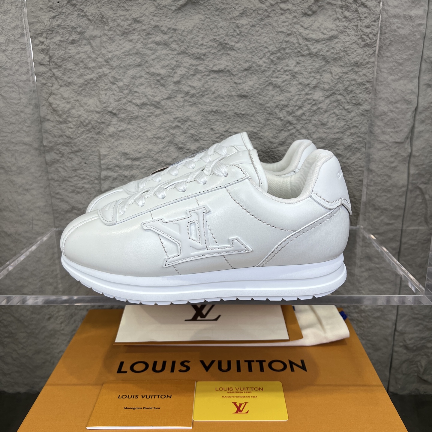 Louis Vuitton x Nigo Buttersoft FW25 White Leather Low-Top Sneakers 2 i1754947117022 114 0 7