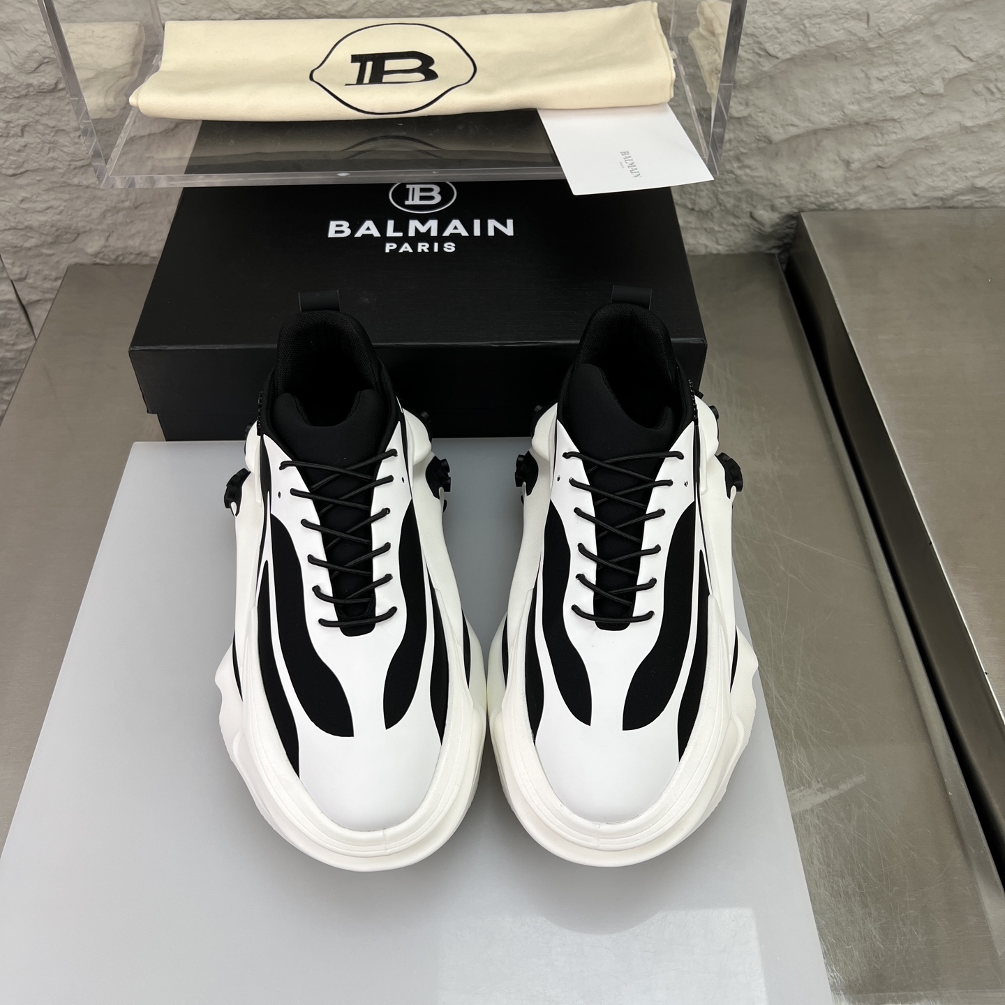 Balmain B-Bold Mixed Leather Chunky Sneakers - Black & White 3 i1756590364386 8018 0 1