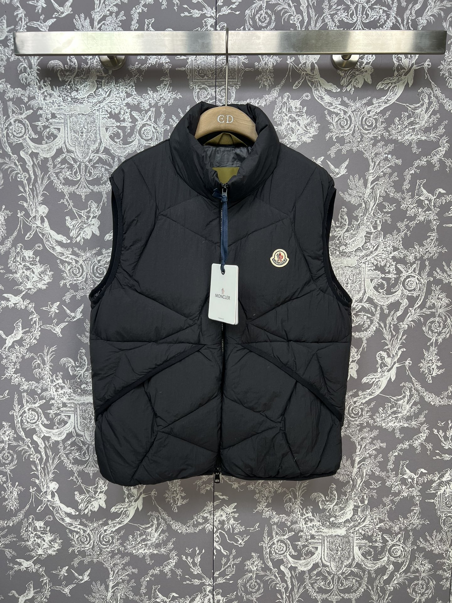 #正品级:🌹#T32#Moncle*秋冬新款Rick Owens联名系列男款羽绒马甲！黑色 米白 1-2