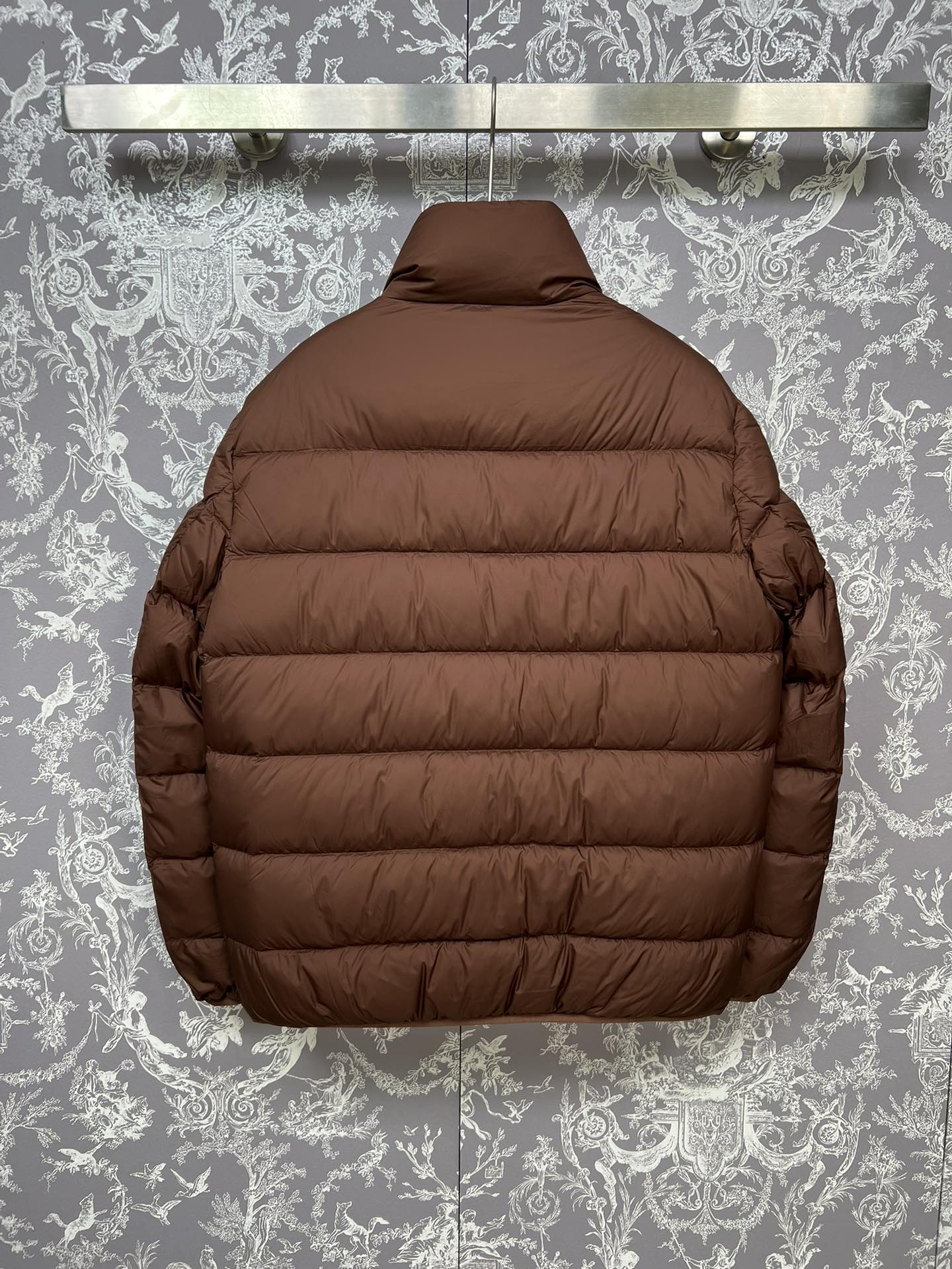 #正品级：GUCCI FW25 秋冬新品刺绣logo休闲时尚立领羽绒服男女款#G03# 𝗦𝗶𝘇𝗲：𝟰𝟴#