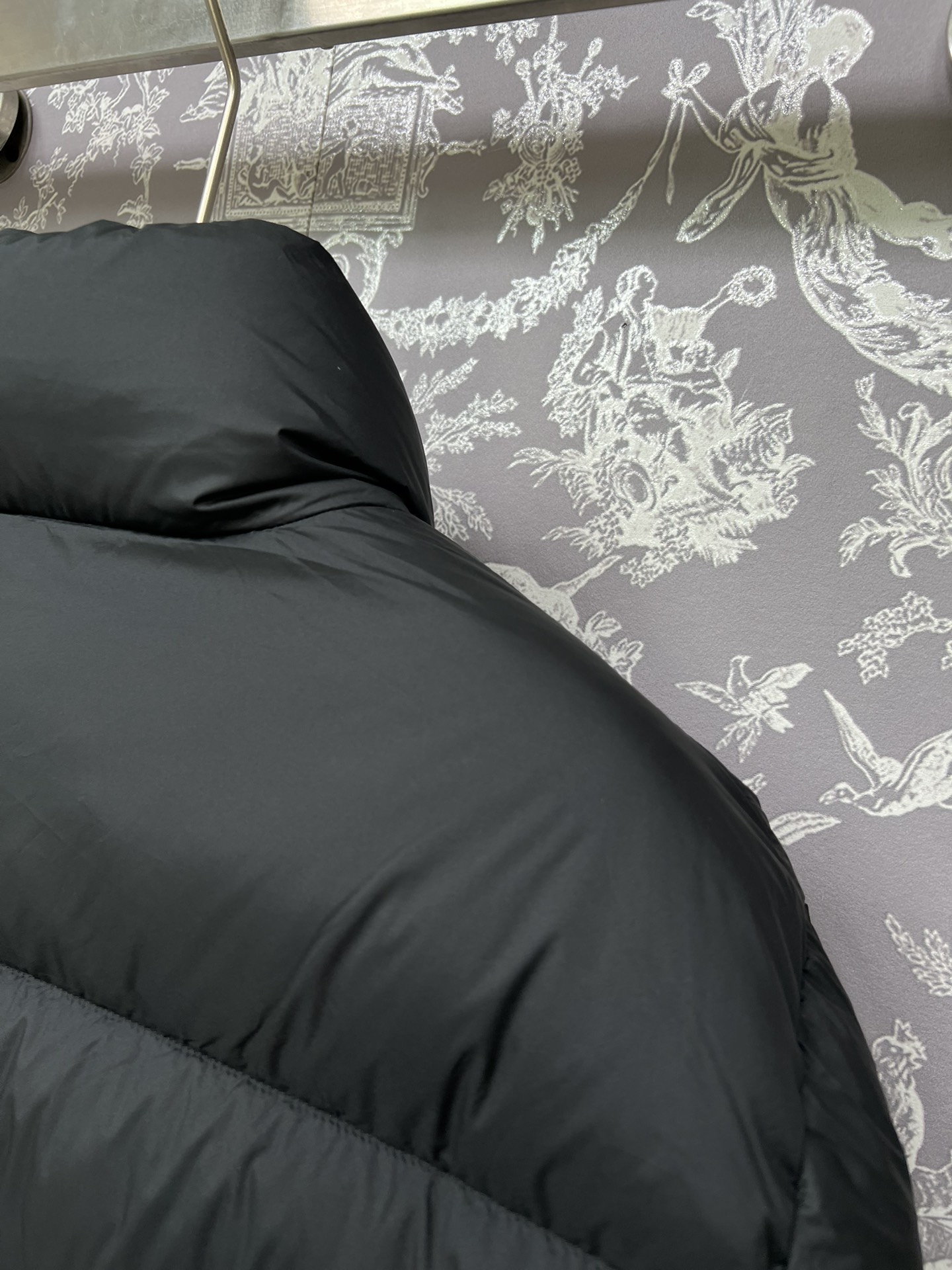 #正品级：GUCCI FW25 秋冬新品刺绣logo休闲时尚立领羽绒服男女款#G03# 𝗦𝗶𝘇𝗲：𝟰𝟴#