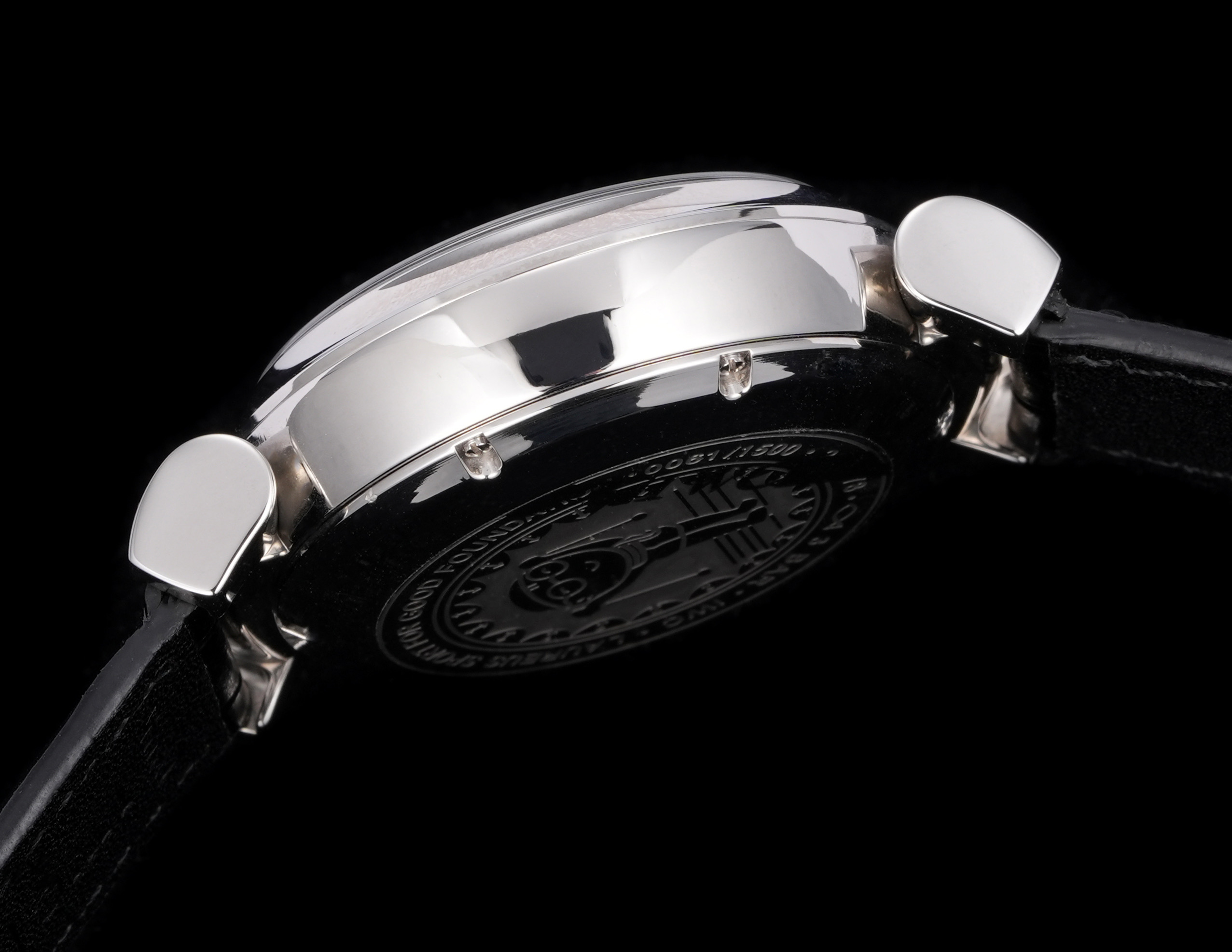 IWC Laureus Special Edition Watch: Shell Steel, Sapphire Crystal, 7750 Movement, Limited Edition Children’s Painting Design - 图片 7