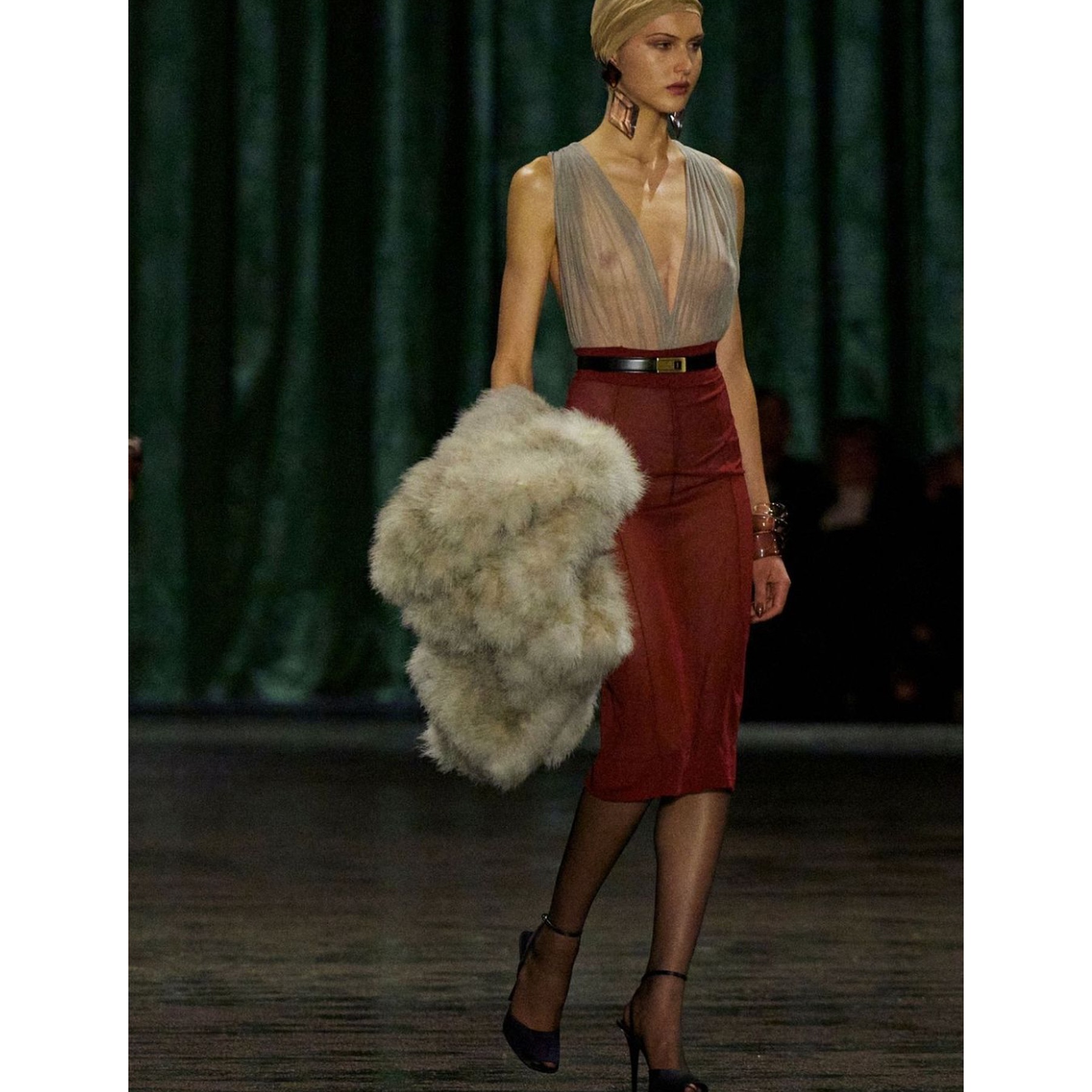 NO:258956,Up foot picture!  ,high heels19860909上 脚 图 ！,高跟鞋,high heels,Women's Shoes